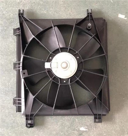 ชุดพัดลมแอร์สำหรับ Toyota Avanza 1.5 Tahun 2011-2015 16360-BZ080